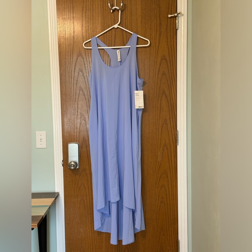 Athleta Presidio dress - New. Medium.